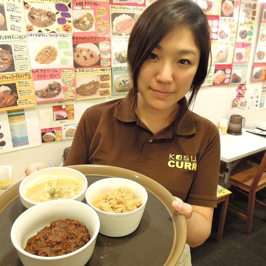 アーモンド（小伝馬町、岩本町/喫茶店）大盛りすぎる普通盛りパスタ | Ｂ級グルメランチ紀行