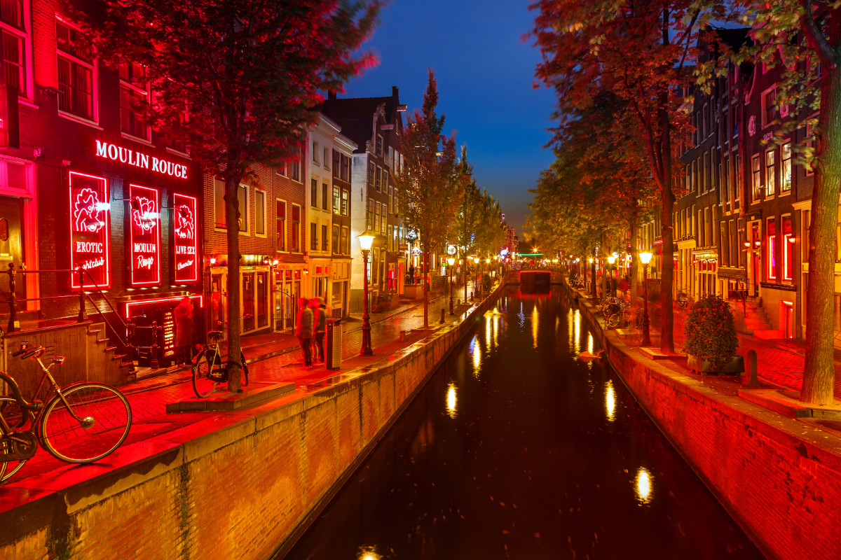 Amsterdam's red light district relocation