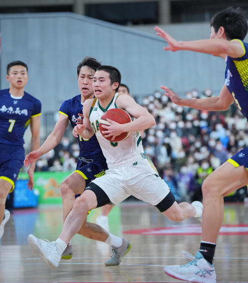 高校から変わらないのはバスケ熱」河村勇輝がウインターカップ観戦：朝日新聞デジタル