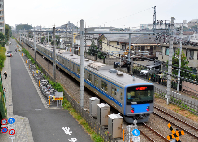 久米川駅北口 西武新宿線の写真素材 [73486736] -