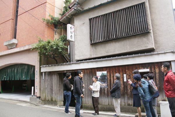 第12回 名古屋名物花びら3回転「AVハーツ 納屋橋店」 - 早撃ちマックの風俗レポート