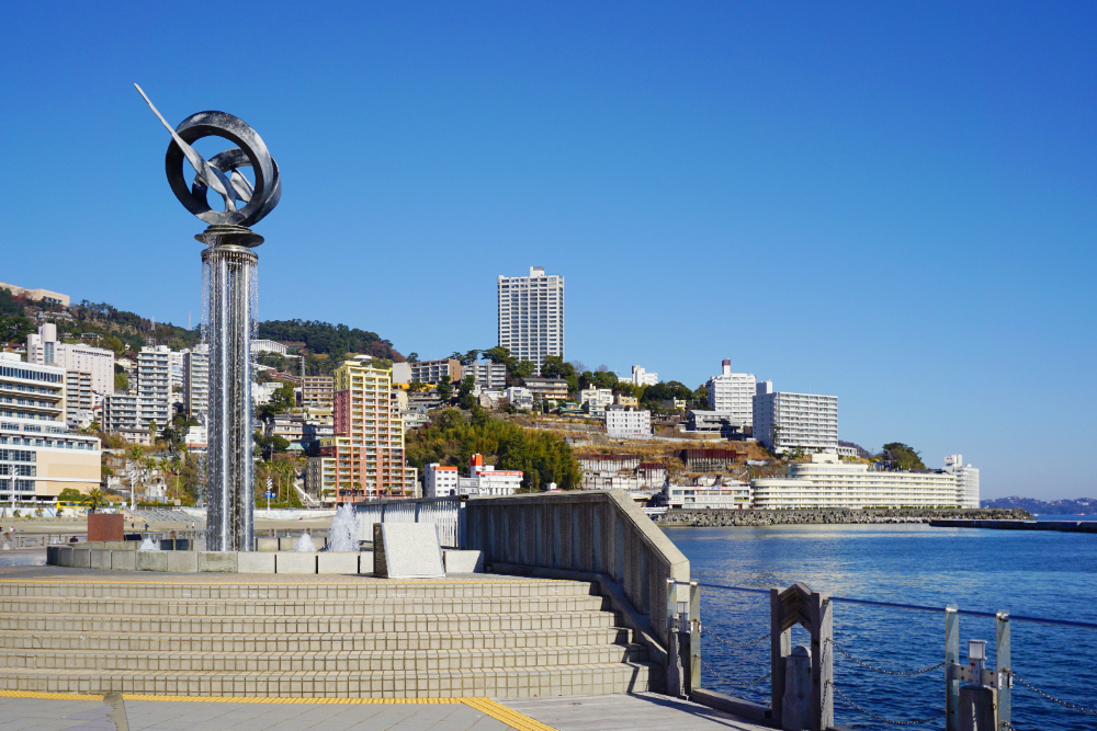 熱海/伊豆多賀/網代ぐるり旅【2】～南欧・コートダジュールを模して作られた絶景空間～親水公園ムーンテラス』熱海(静岡県)の旅行記・ブログ by  でかドラさん【フォートラベル】