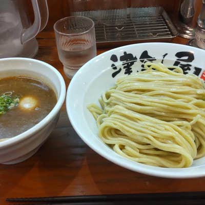 ポタージュのようにクリーミーなトロットロ魚介豚骨つけ麺がウマイ！つけ麺 津気屋 川口店 |