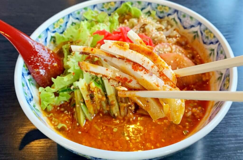 かなみ屋 小新店】旨辛で漂うゴマの香り！坦々麺の人気店【新潟市西区】 | 新潟街歩き