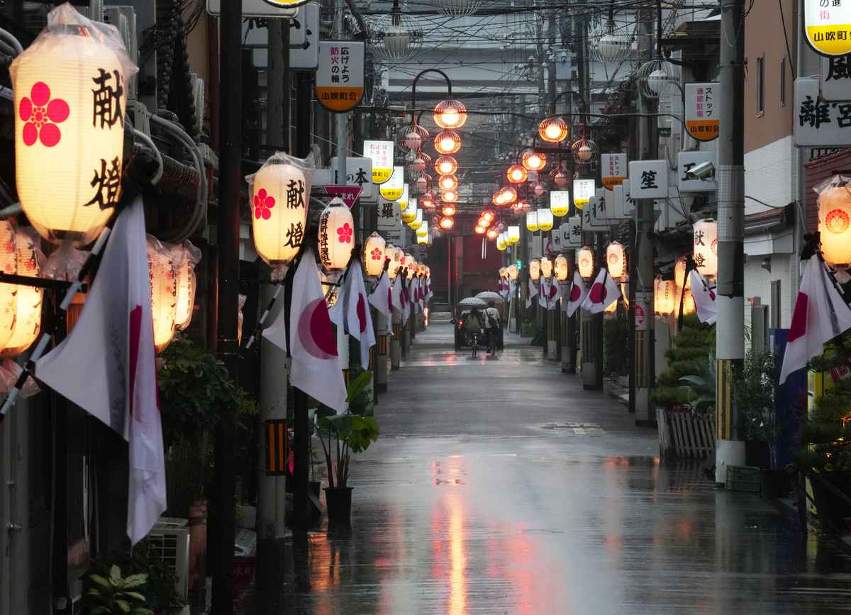 VRで大正ロマン後世に 大阪・飛田新地「鯛よし百番」改修へ |