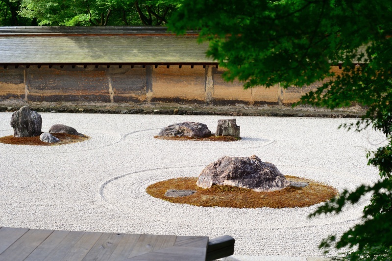 龍安寺、石庭に秘められた謎とは。 - 土曜日は古寺を歩こう。