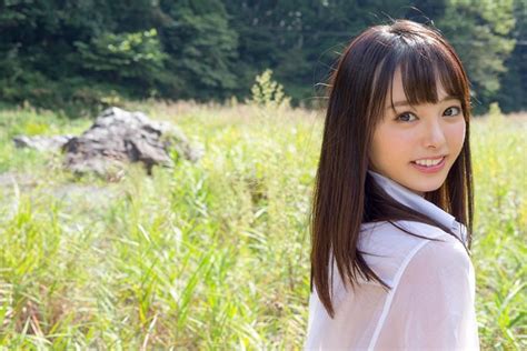 小倉由菜 最新グラビア画像 50枚