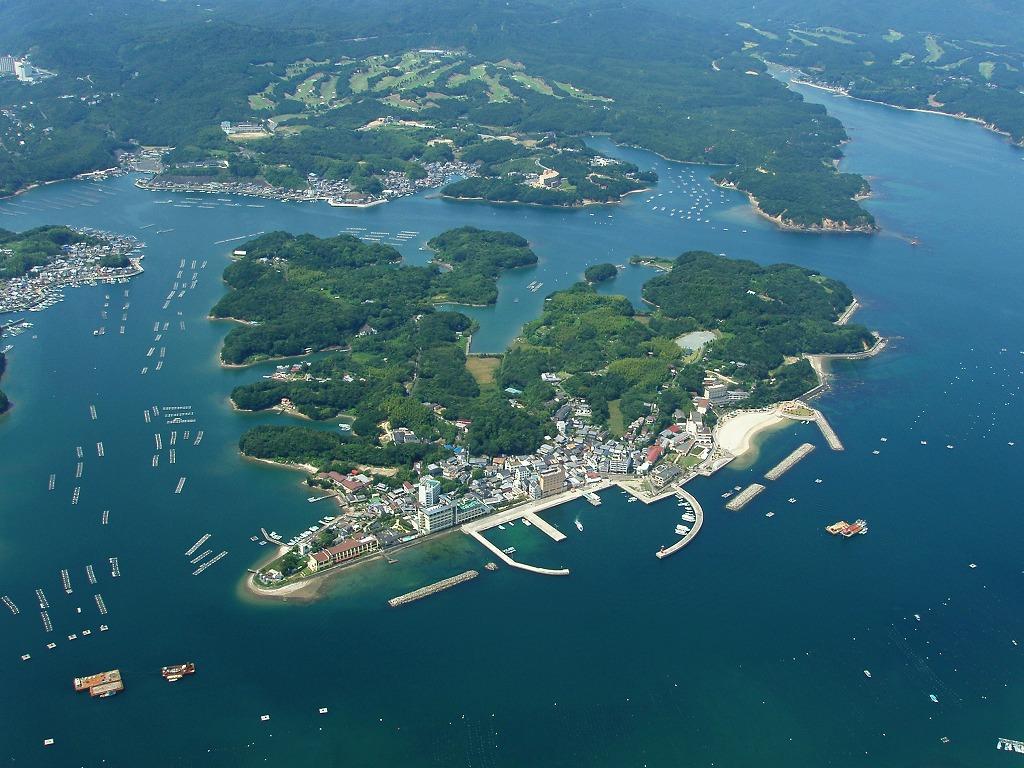 売春島と呼ばれた島②〉「窓をのぞくと大人たちが野球拳していた」「島の運動会にはホステスさんも参加していた」渡鹿野島区長が語る“島の歴史”とクリーン化に舵を切った理由、今後の課題とは…（集英社オンライン）  - Yahoo!ニュース