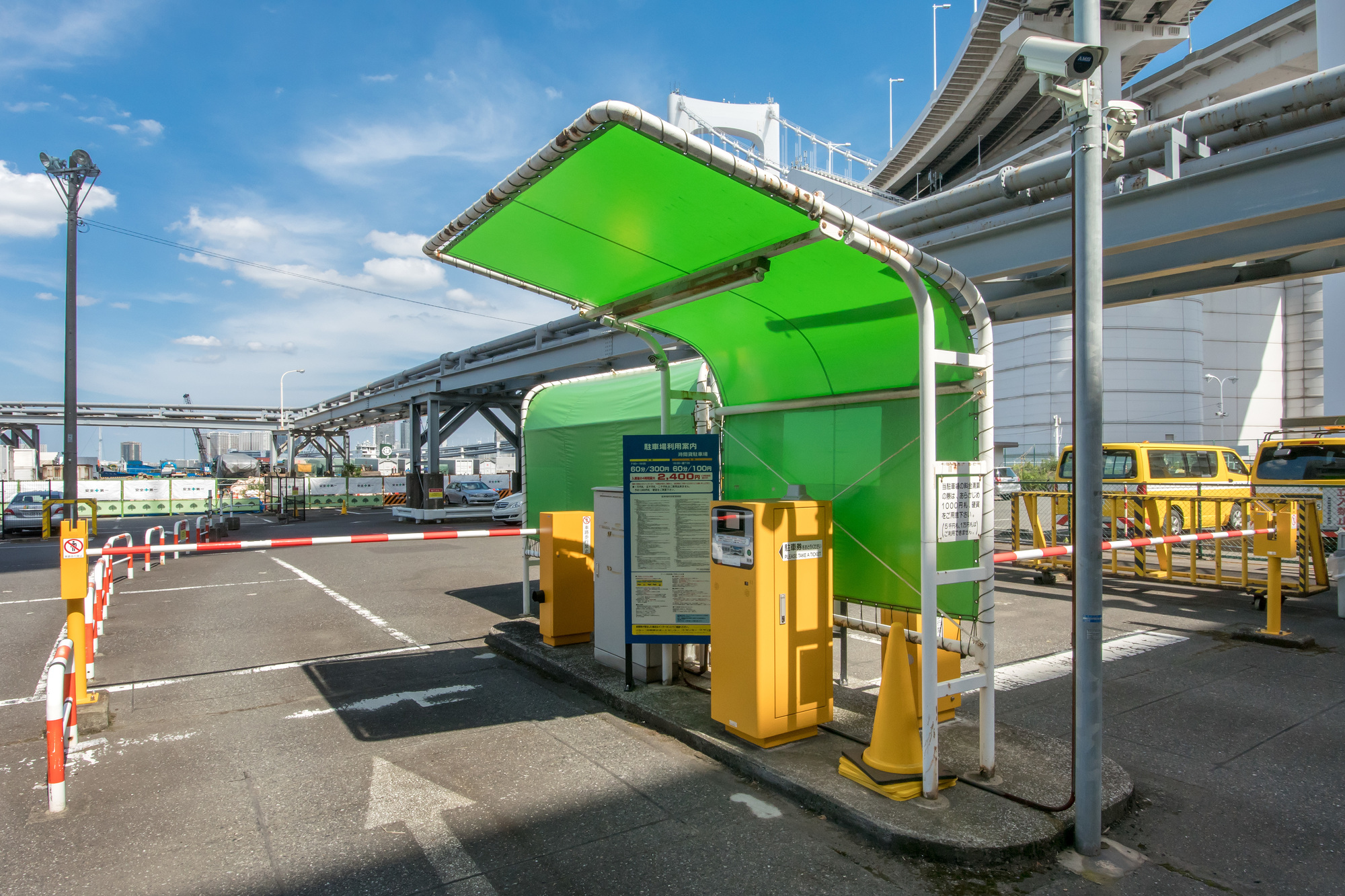 新宿歌舞伎町駐車場【西武新宿駅(西武 新宿線) 徒歩3分】【高さ制限155cm】(予約制)