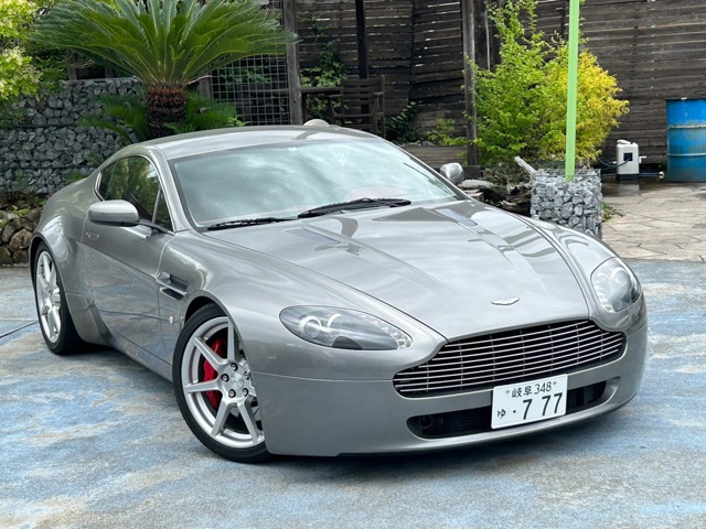 中古車 アストンマーティン DB9ヴォランテ 5.9