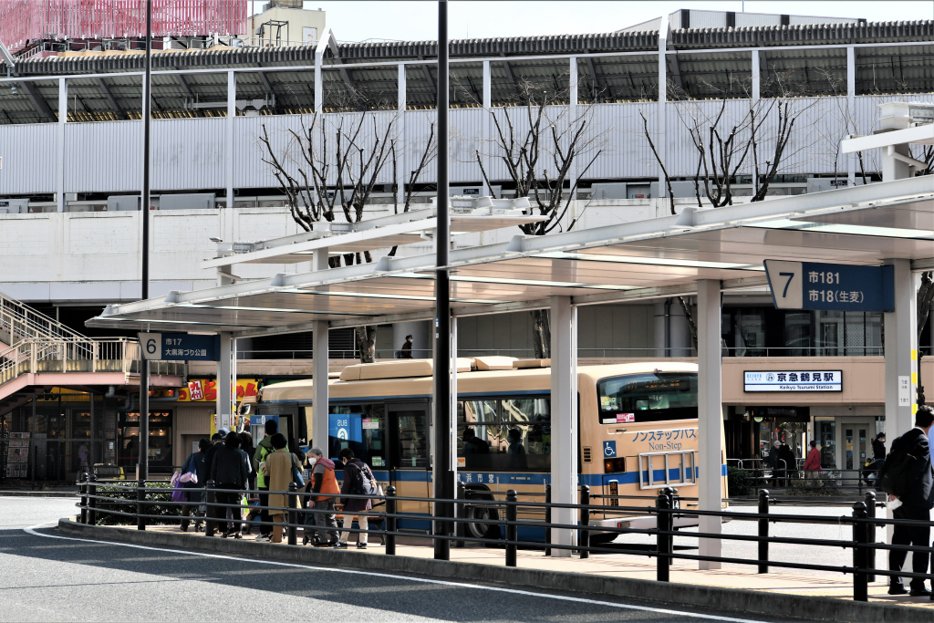 クルーズ客船：新鋭「マジェスティック」日本初寄港 横浜 [写真特集22/75] | 毎日新聞