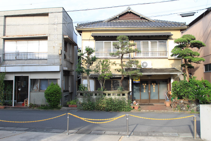 南北線・有楽町線 地下鉄飯田橋駅・JR飯田橋駅からサロンへの道順 | 東京都内新宿区神楽坂 