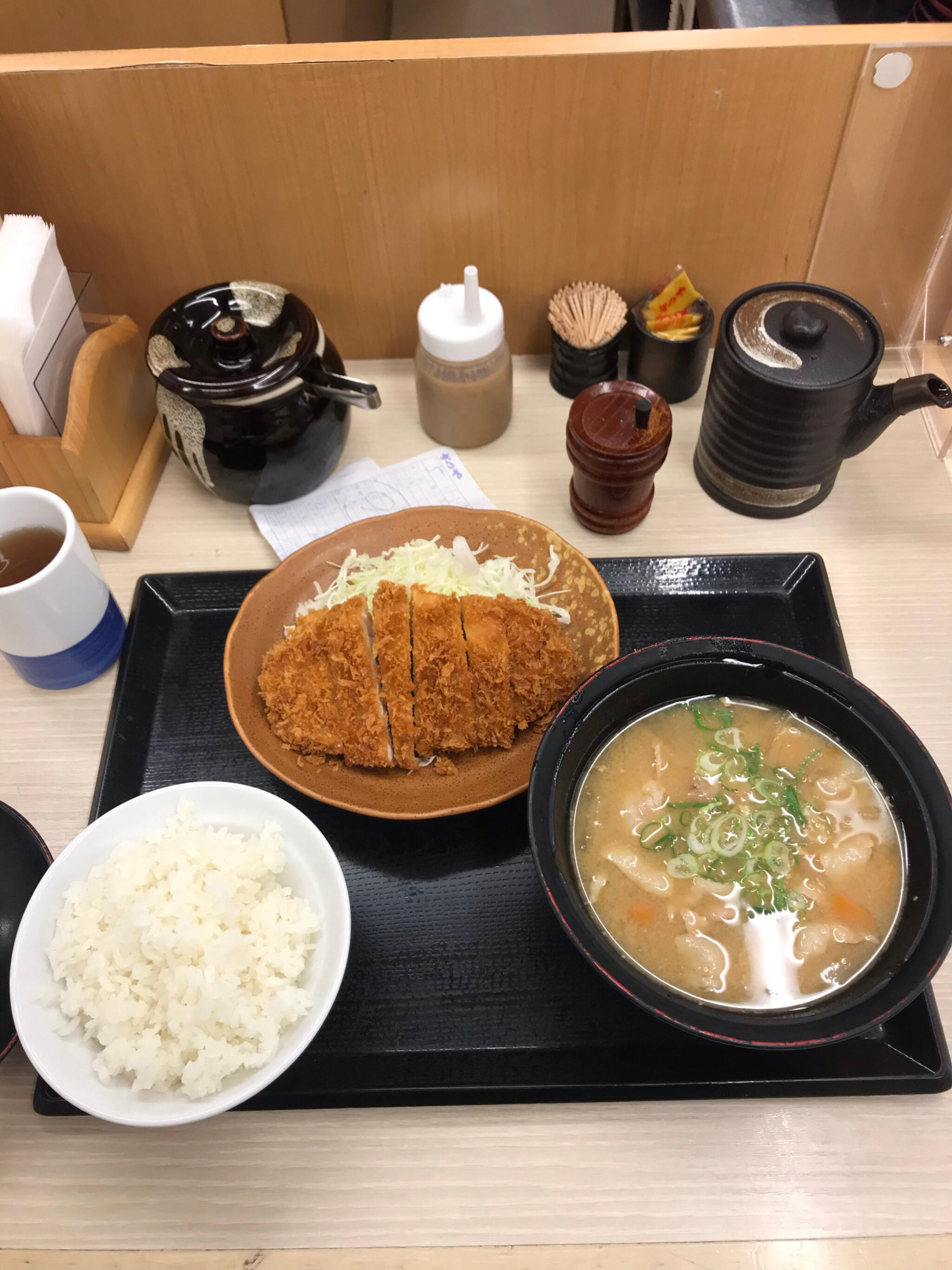 画像 秋葉原、立ちんぼが多すぎる にゅーもふ - 秋葉原