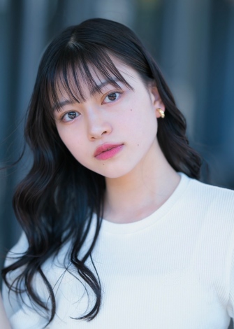 綾瀬はるか、新垣結衣、広瀬すず “一緒に紅葉狩りに行きたい芸能人” - エンタメ -