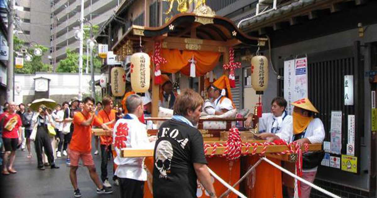 写真](3ページ目)《大阪に残る“さいごの色街”》飛田新地に行った男の告白「日本に江戸時代が残っていた」「おねえさんは白い襦袢に着替えて……」 |  文春オンライン