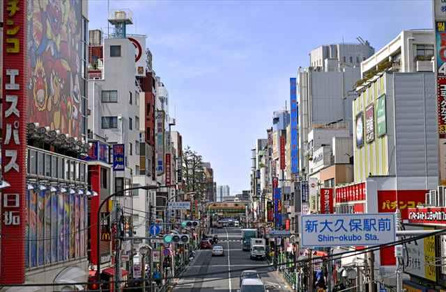 【4K】新大久保駅から大久保公園、歌舞伎町を抜けて新宿駅まで散歩 (Sep. 2023) |