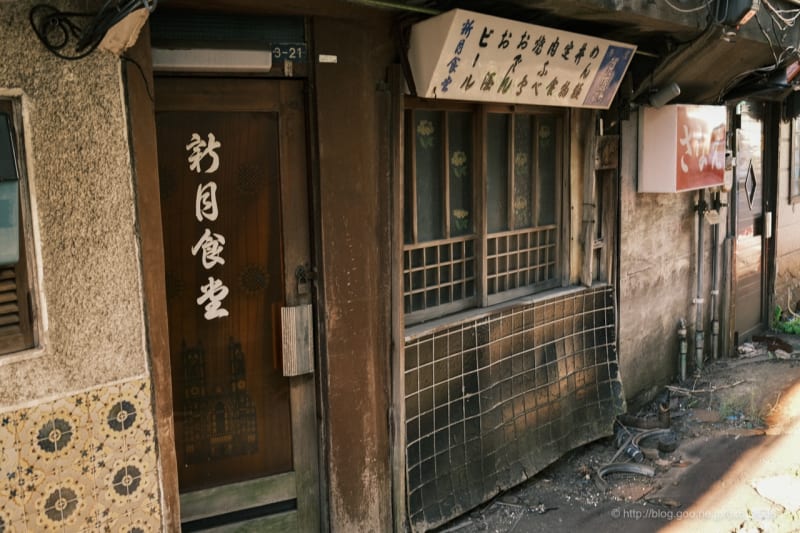 第三新興街・のばら」2023（青森県青森市） | 色街写真家・紅子 公式ショップ