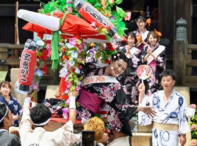 花火大会復活、簡単やないで 運営に奔走、９月１５日開催の大阪「水都くらわんか花火大会」｜信濃毎日新聞デジタル 信州・長野県のニュースサイト