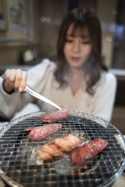 ✨お座敷貸切可✨ 女子会や忘年会など、 大人数でご予約🉑 4名様テーブルが3つございますが、