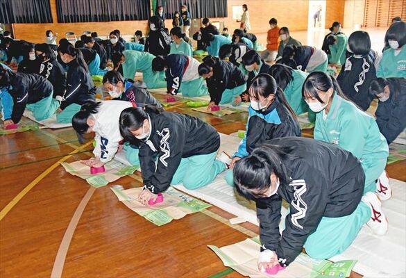 未就園児教室】ベビーフォト・マッサージ・足形スタンプ｜真岡ひかり幼稚園からのニュース、トピックス