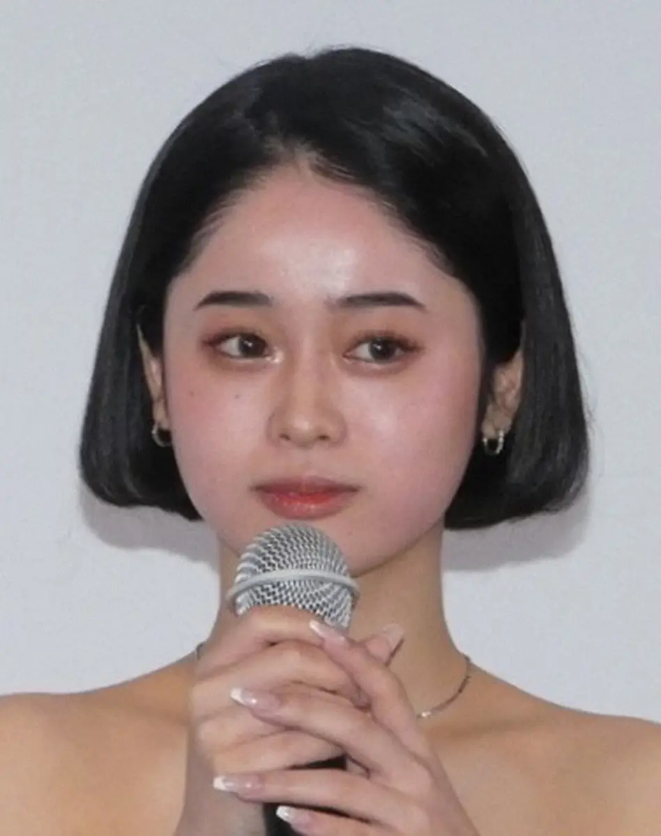 療養から復帰の人気ＡＶ女優、家族との関係明かす 職業は「恥ずかしくて言えない」｜ニフティニュース