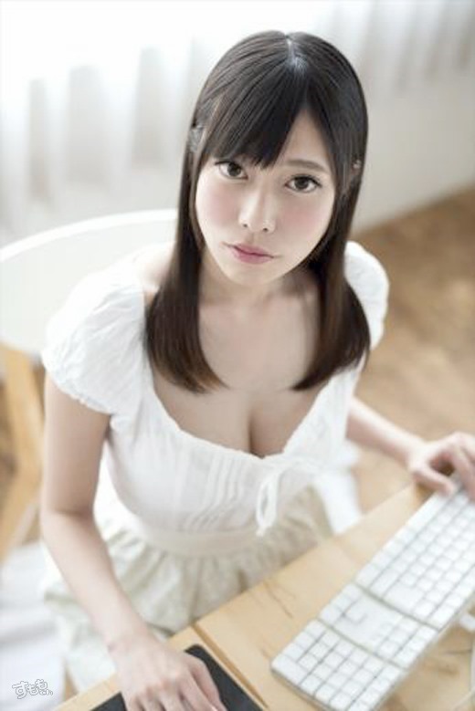 JapaneseThumbs AV Idol Rin Shiraishi