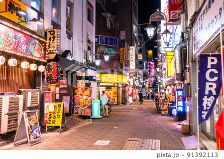 昭和の歌舞伎町は怖かった！ディープな繁華街は観光地へと進化中