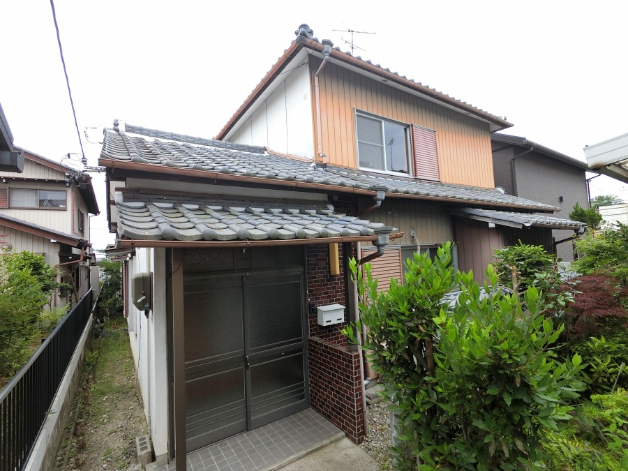 名古屋市美術館 – 芸術と科学の杜・白川公園内