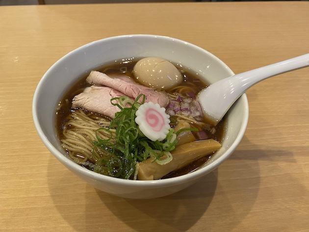 標準的にハイレベルな昆布水つけ麺｜らぁ麺 柊 | hungry.jpの味なポートレート