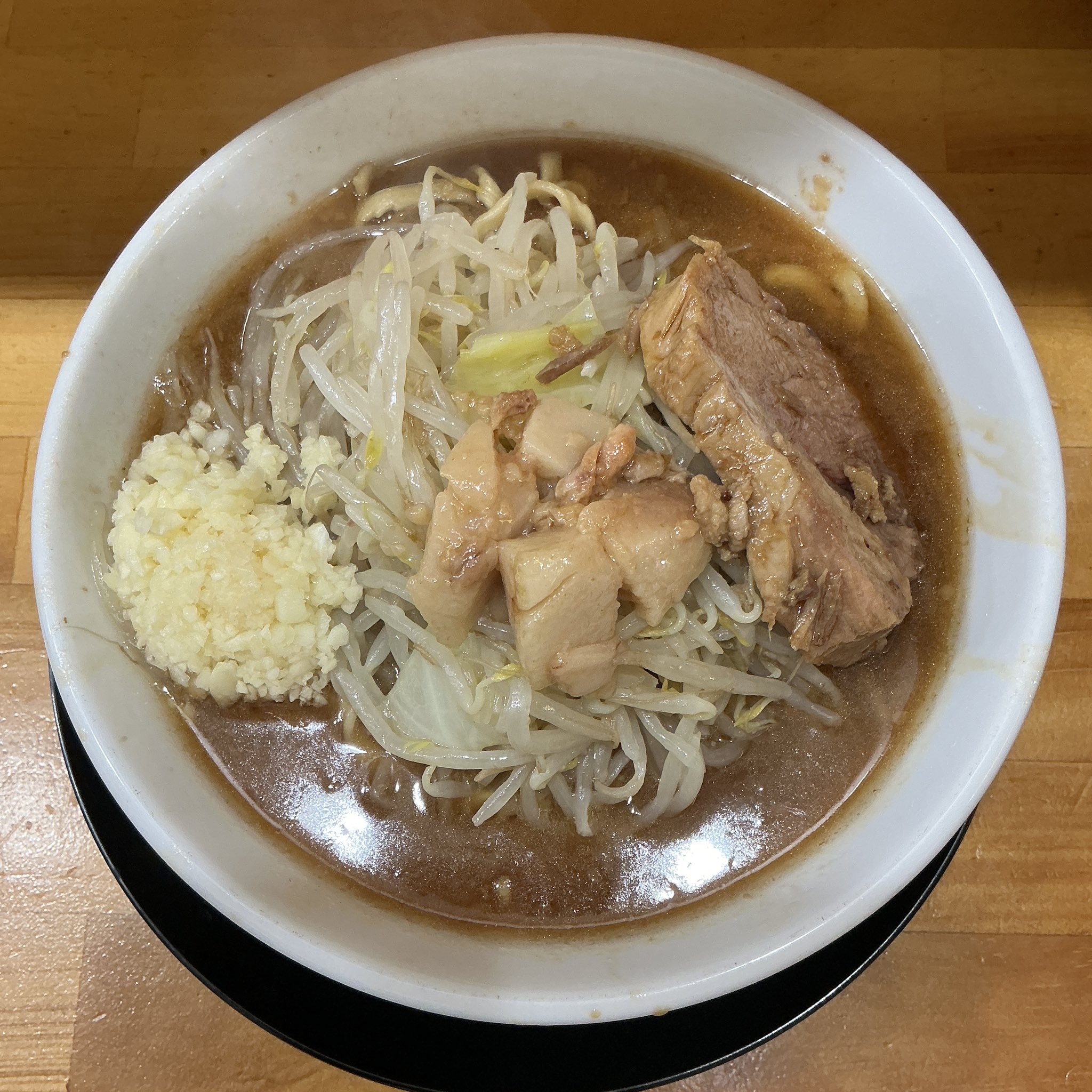 武蔵新城の居酒屋「藩次郎」はす向かいにラーメン店「麺匠 藩次郎」 -