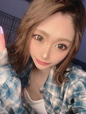 八蜜れいか- 恵比寿メンズエステemospa 元有名AV女優からメンエス嬢に転身！顔も中身もエッチなのは自他ともに認めるほど過激＆衝撃です