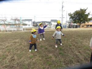 万願寺中央公園｜コブシの花が美しい新選組のゆかりある公園