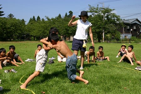 がっぷり四つに・・・ : 高槻のボクシングジム