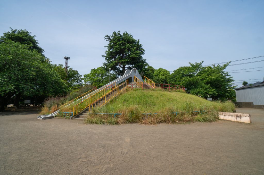 大型滑り台を楽しむ 真土大塚山公園（平塚） 特集 |