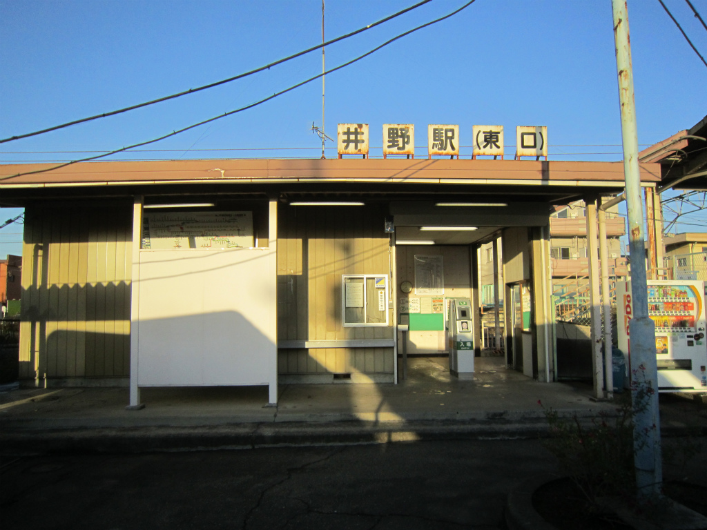 JR東日本上越線井野駅 (下り・上り) - 構図勝負の撮影地ガイド＠うぇぶろぐ