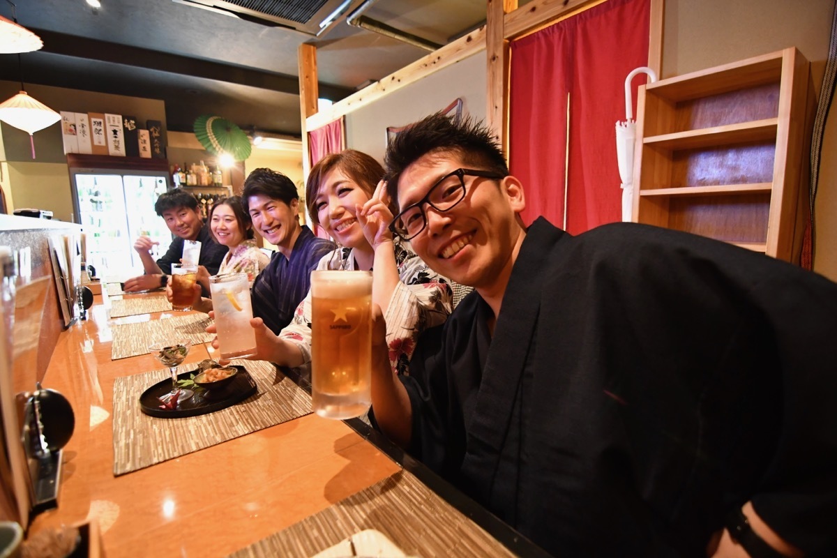 【居酒屋こいこい】銀座通りにある人気店！巨大ビール男前にチャレンジ！【鶴岡の居酒屋全部行ぐ。】