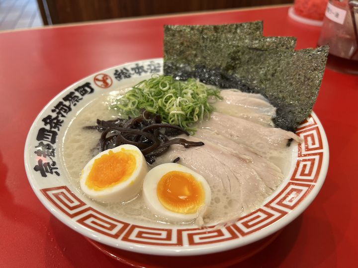 四条 豚骨ラーメンずるる総本店 |