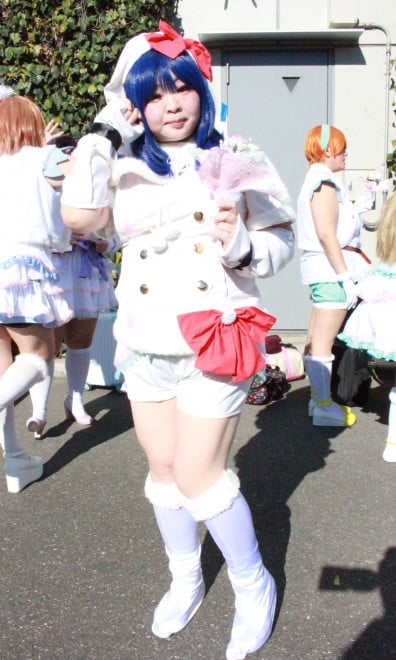 ぽっちゃりコスプレ「デブライブ！」が話題 「可愛い」「元気出た」