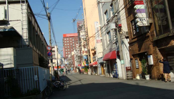 【4K/大阪夜散歩】大阪市北区東梅田駅兎我野町を街歩き Walking around